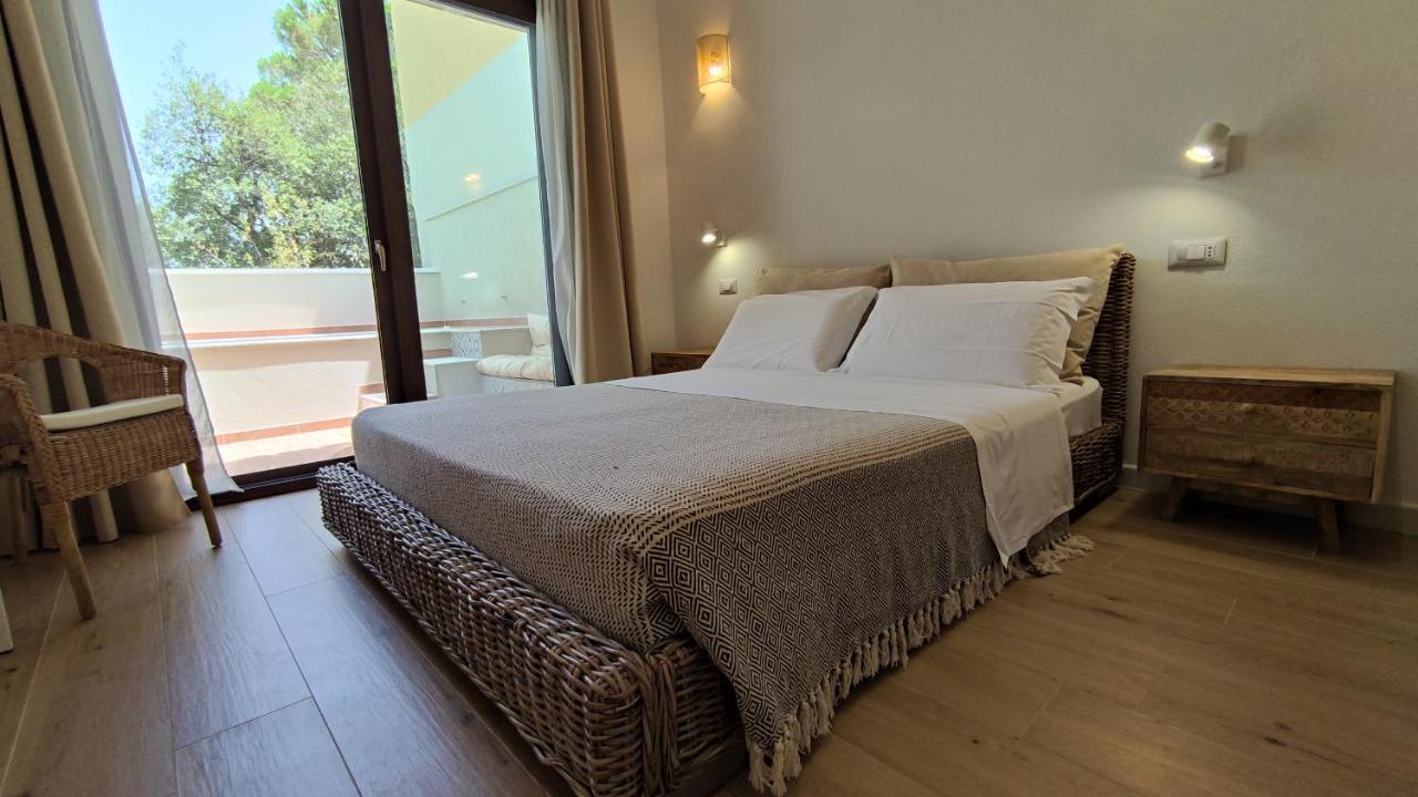 B&B Va' Pensiero Villasimius Exterior photo